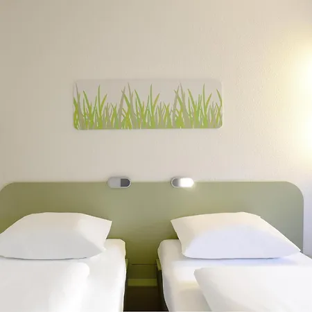 Hotel Leipzig-schoenefeld 2*